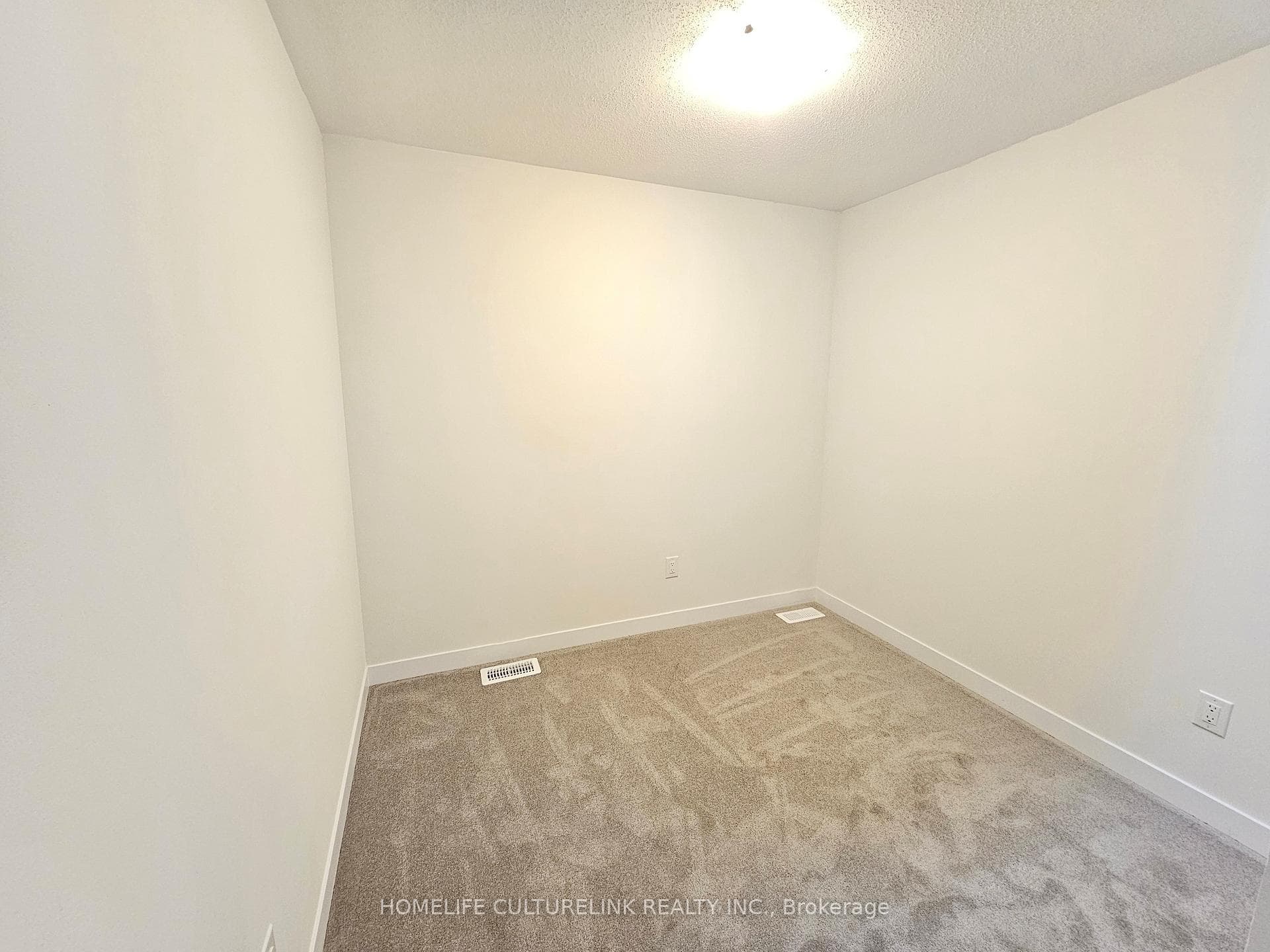 25 John Canning Way photo 14