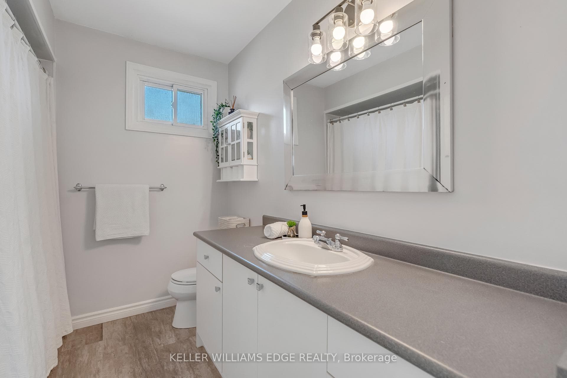 1351 Bryanston Court photo 21