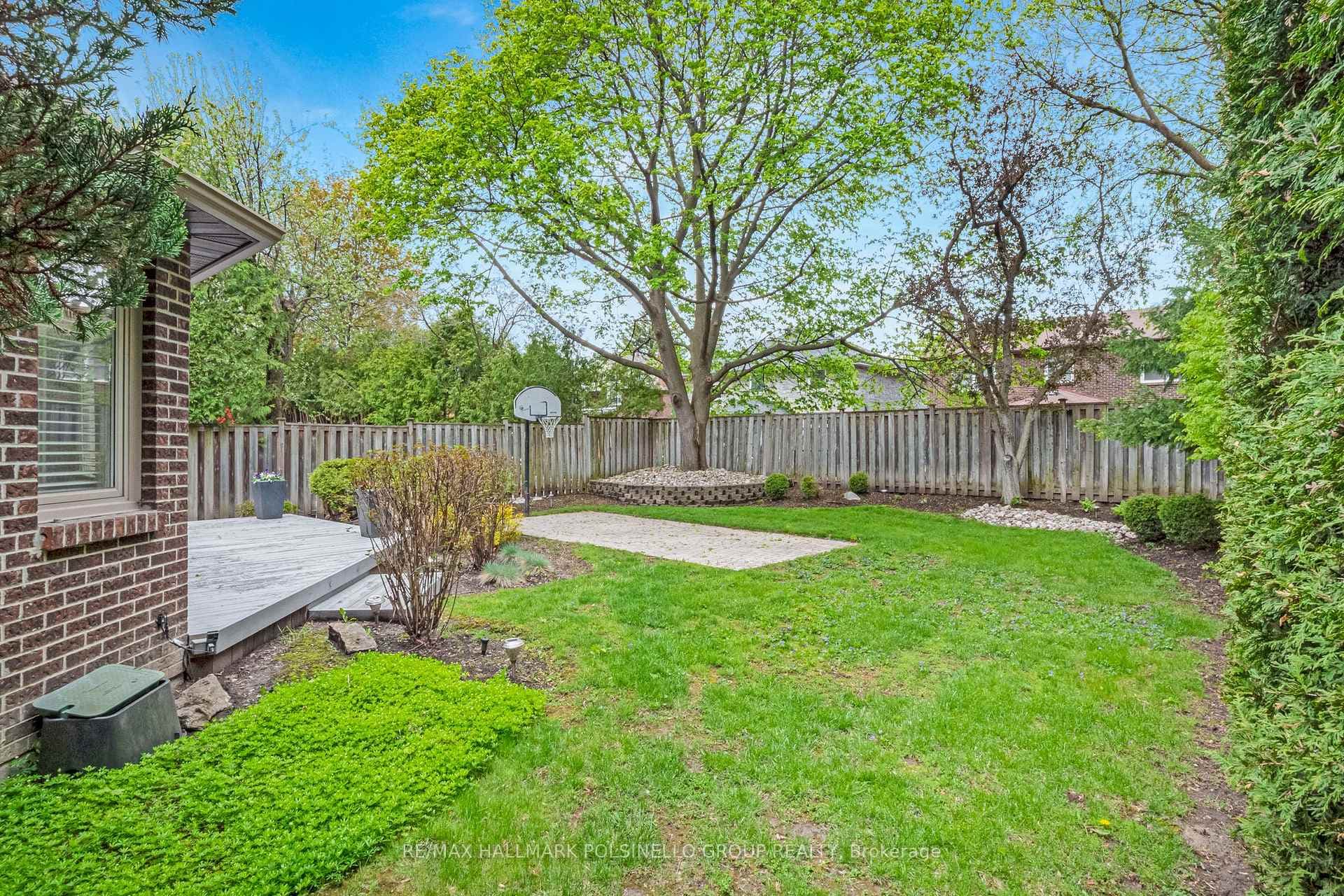 198 Carlton Road photo 37