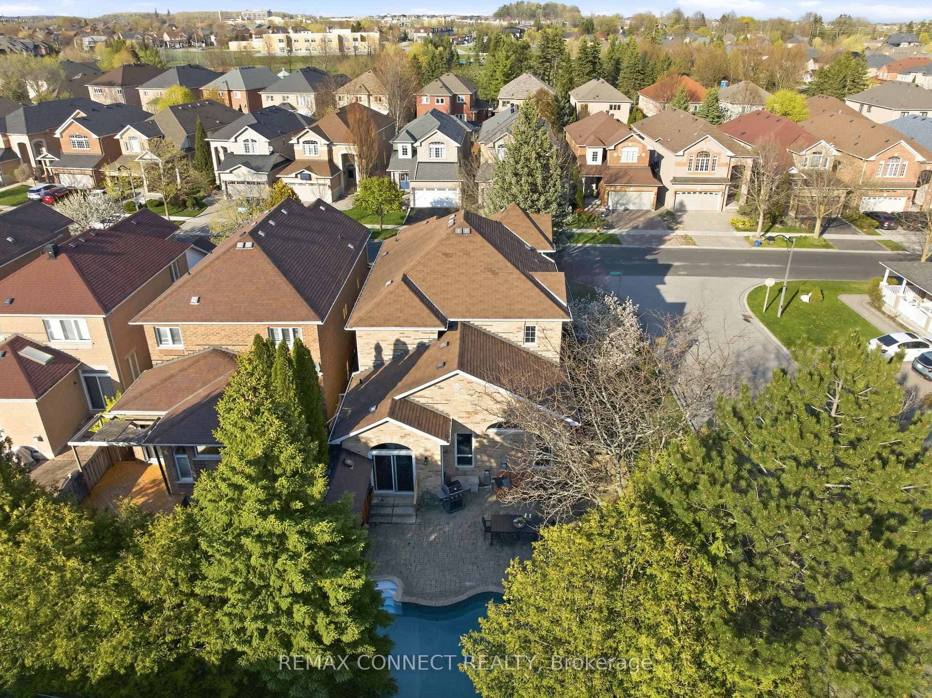 16 White Cedar Drive photo 45
