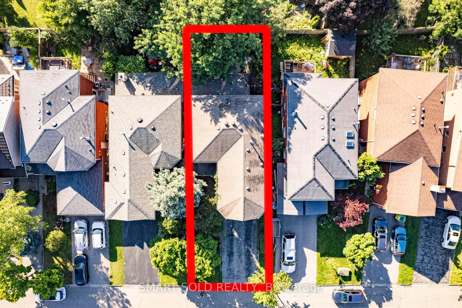 6516 Warbler Lane photo 4