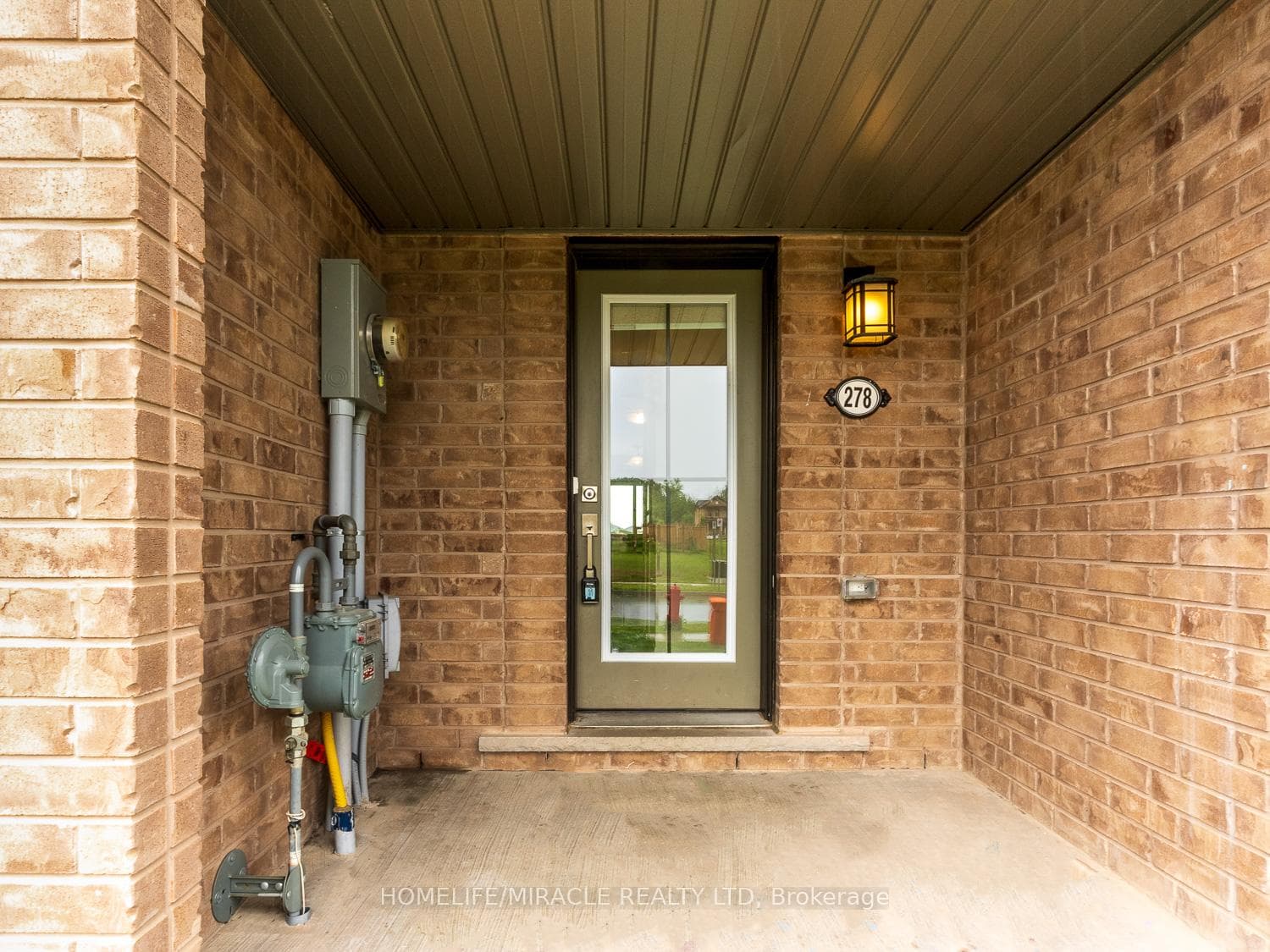 278 BEDROCK Drive photo 3