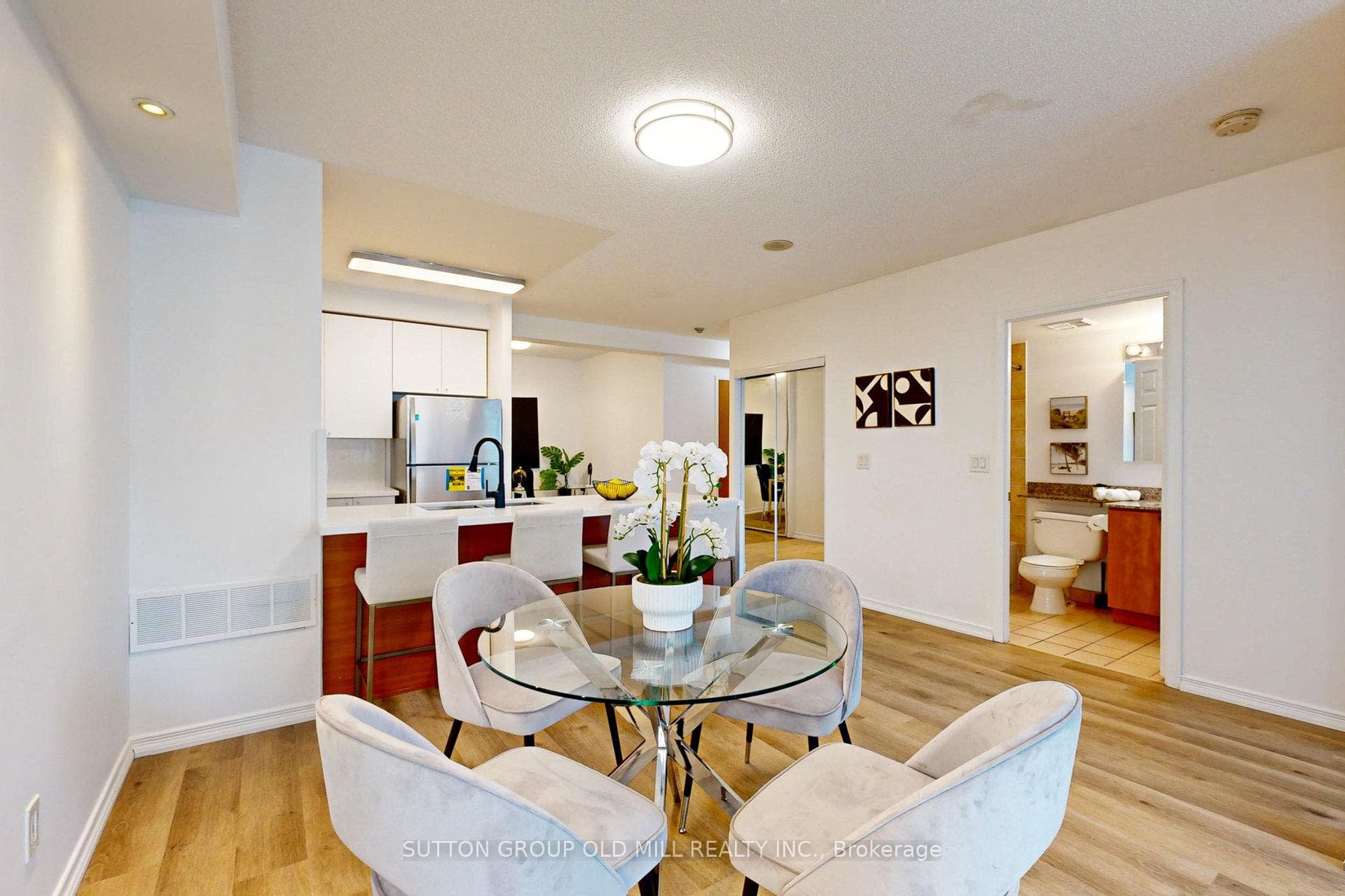 5500 Yonge Street Unit 211 photo 16