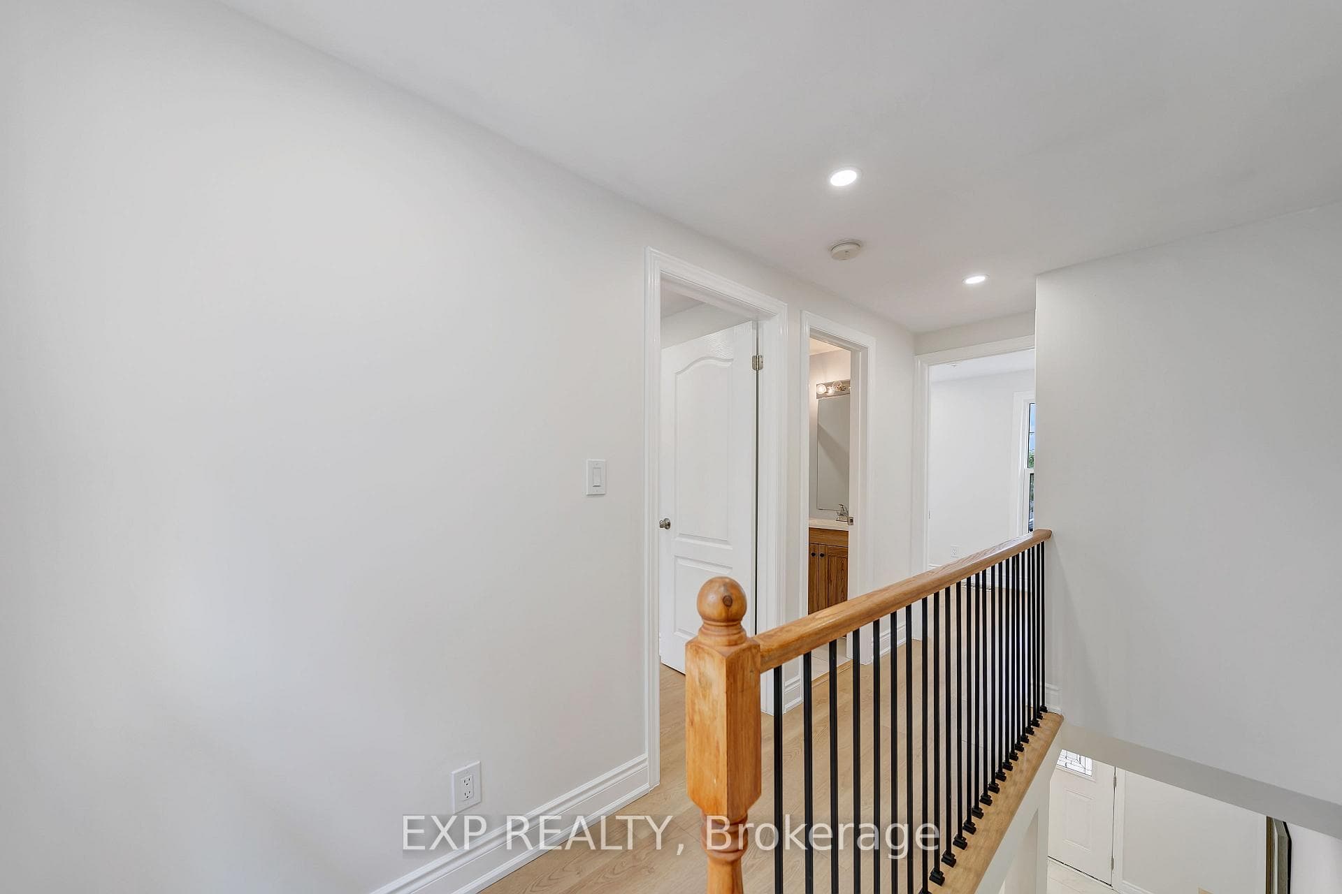 192 Walnut Street photo 22