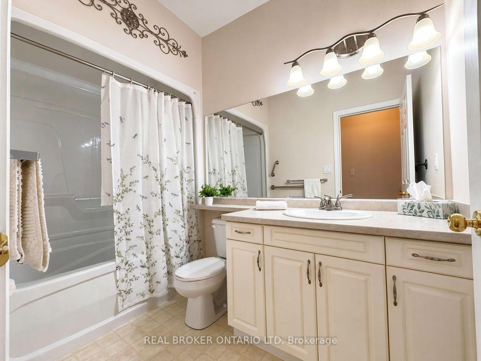 18 Cadeau Terrace Unit 14 photo 14