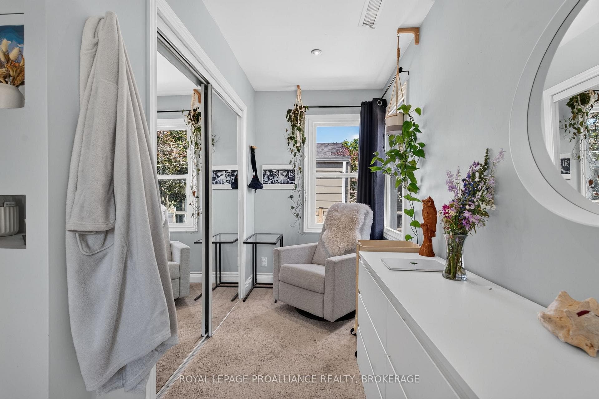 27 Elizabeth Avenue photo 15