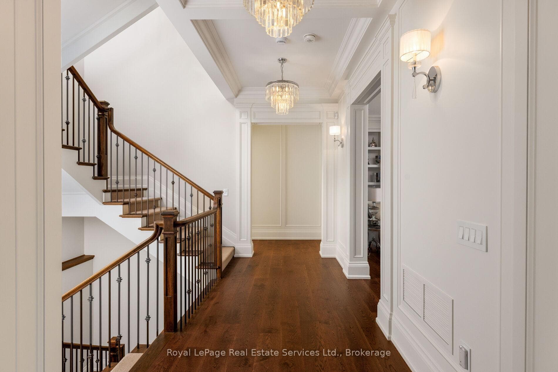 456 Lakeshore Road photo 21