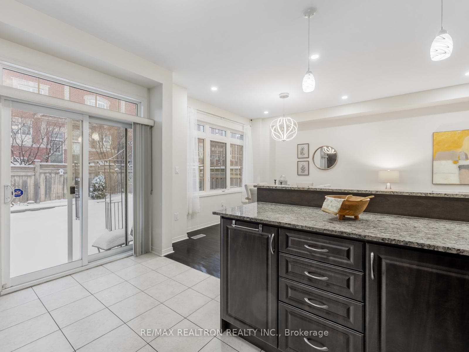 178 Angus Drive photo 14