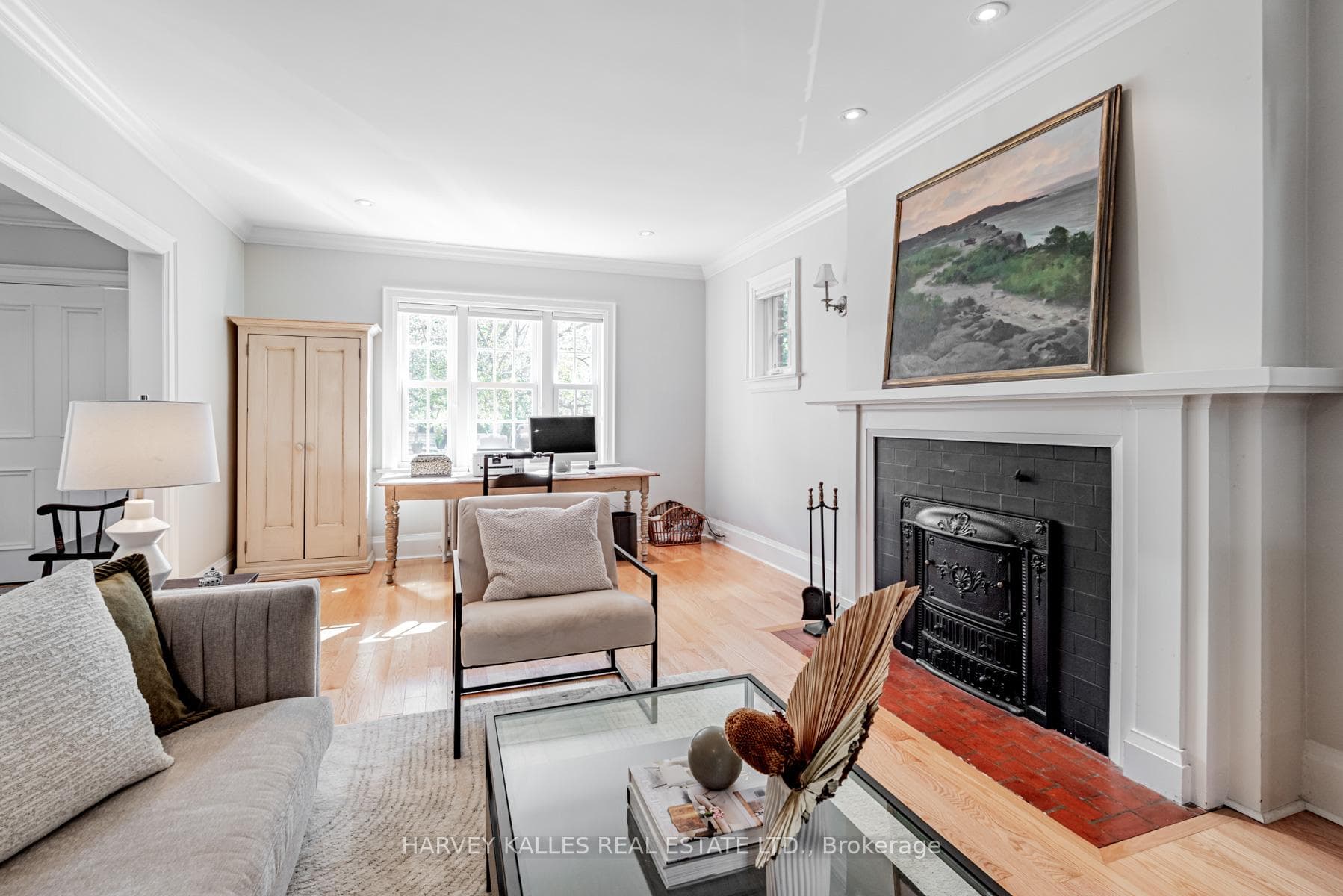 170 Strathallan Boulevard photo 8