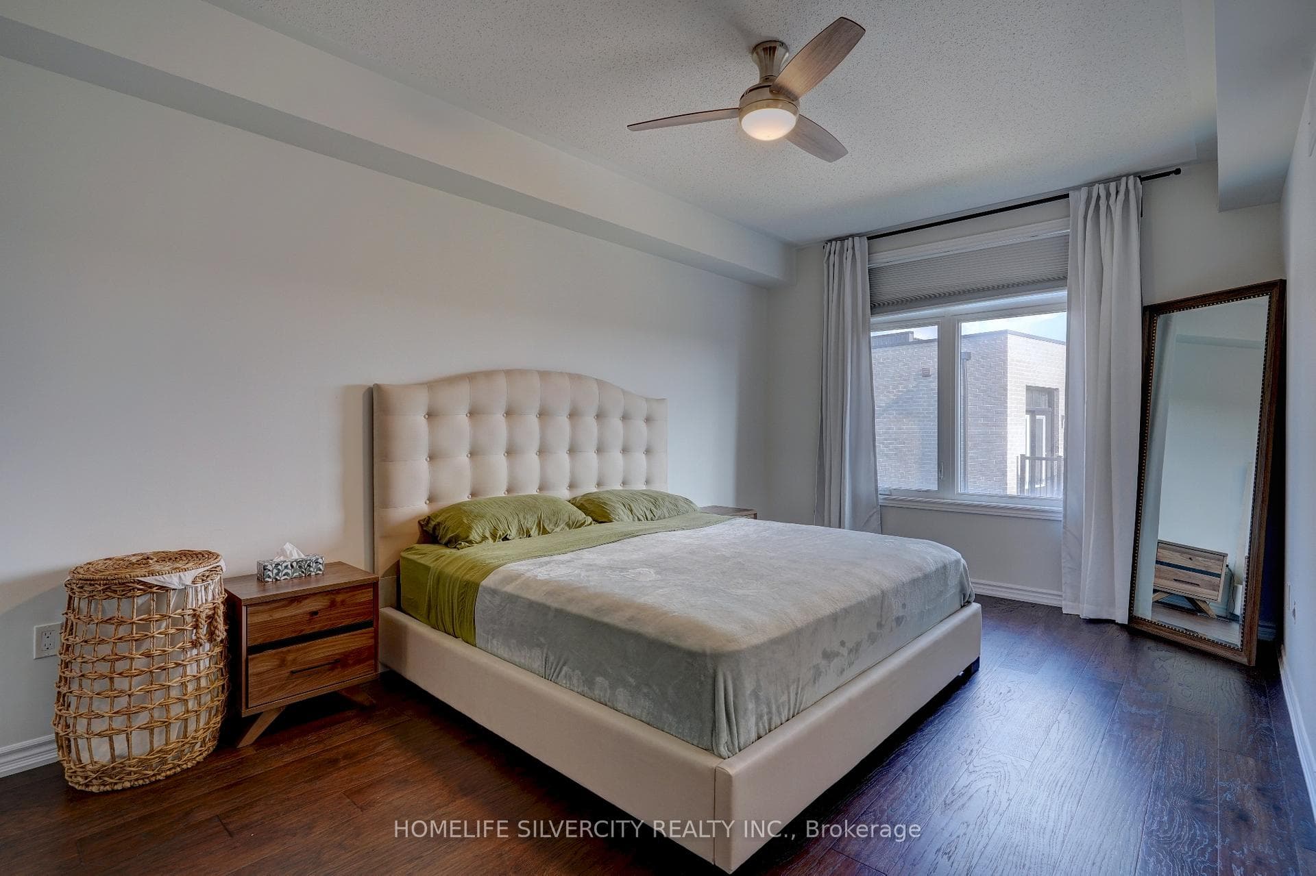 33 Golden Trail photo 19