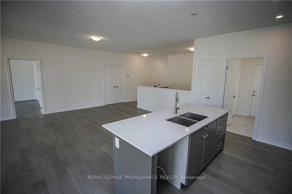 95 ADLEY Drive photo 7