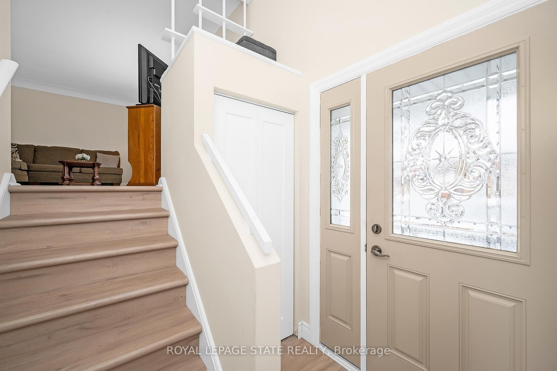 1070 Fennell Avenue photo 9