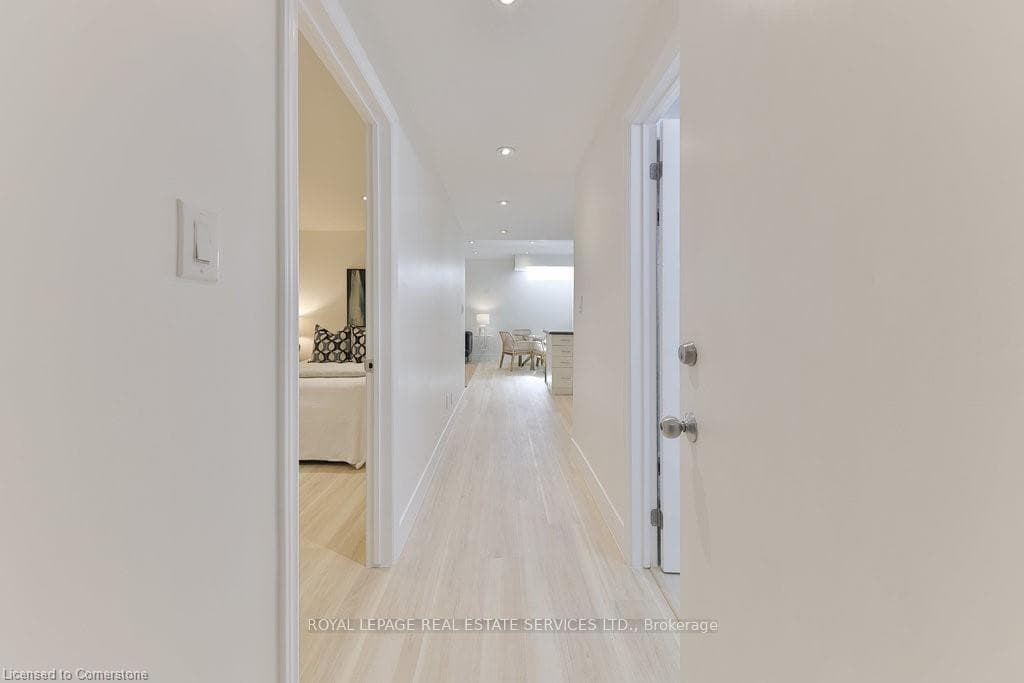 1074 Gabriel Place Unit Lower photo 6