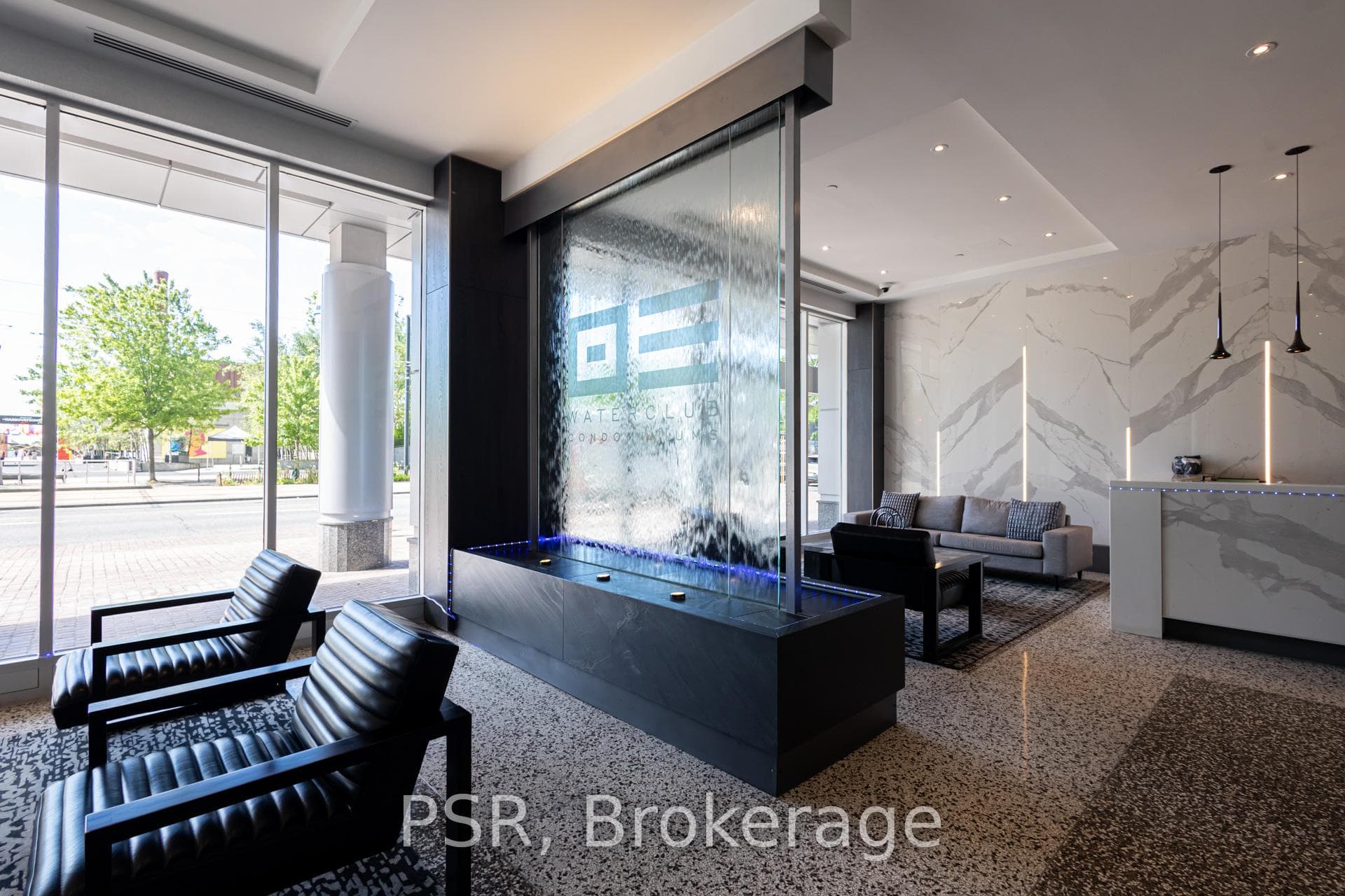 218 Queens Quay Unit 1506 photo 30