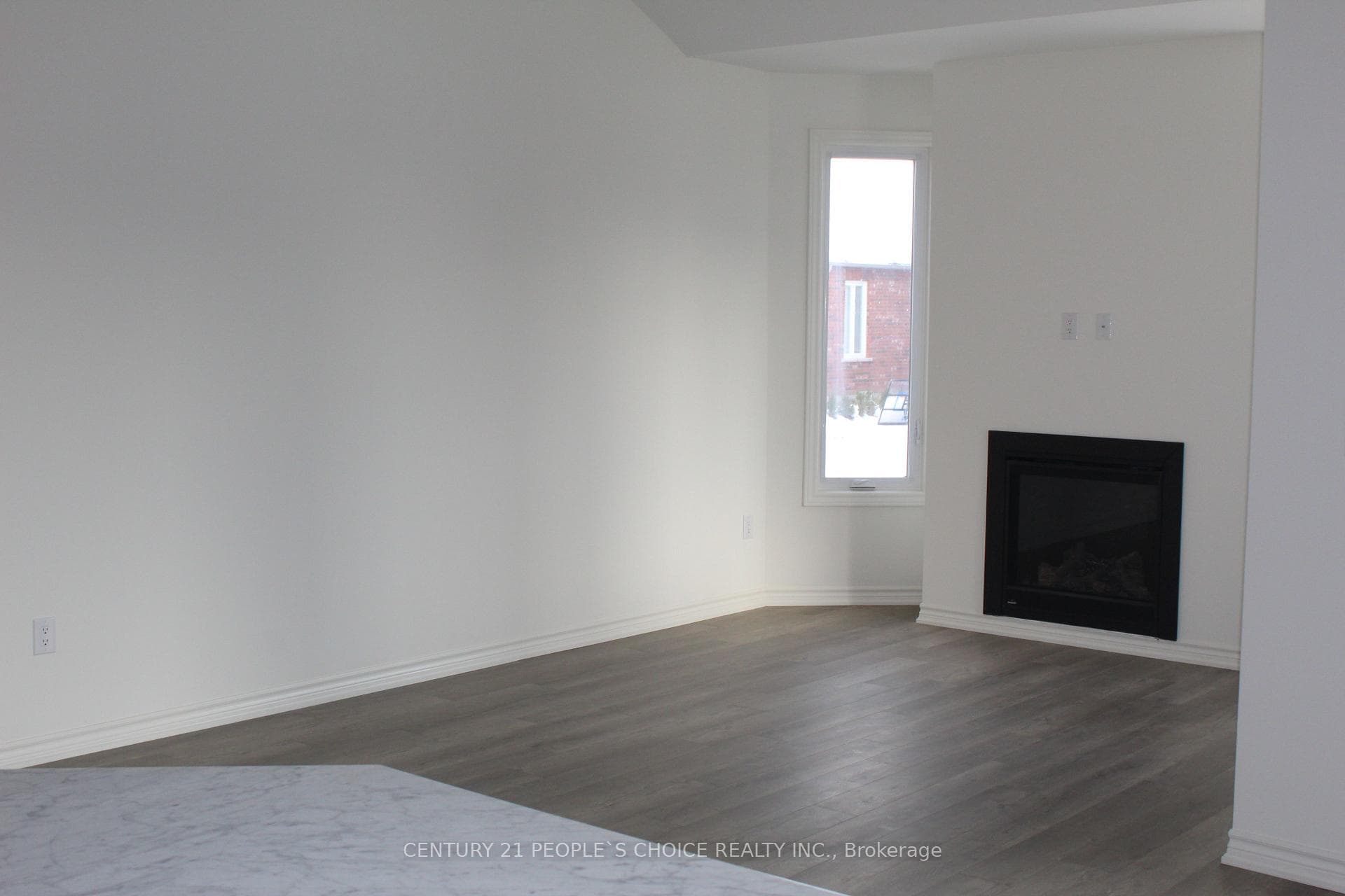 1639 Marina Drive photo 4