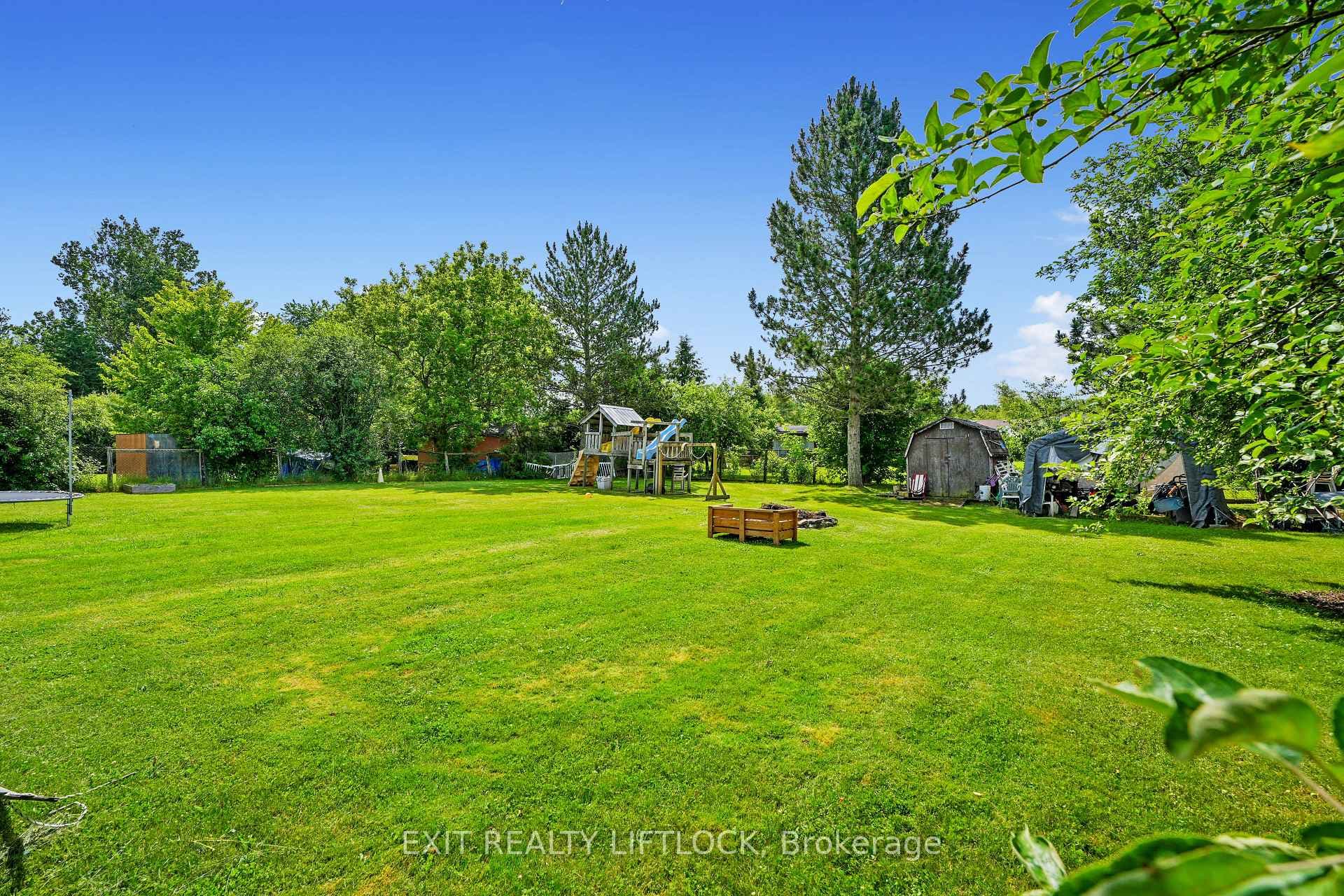 57 Manvers Drive photo 31
