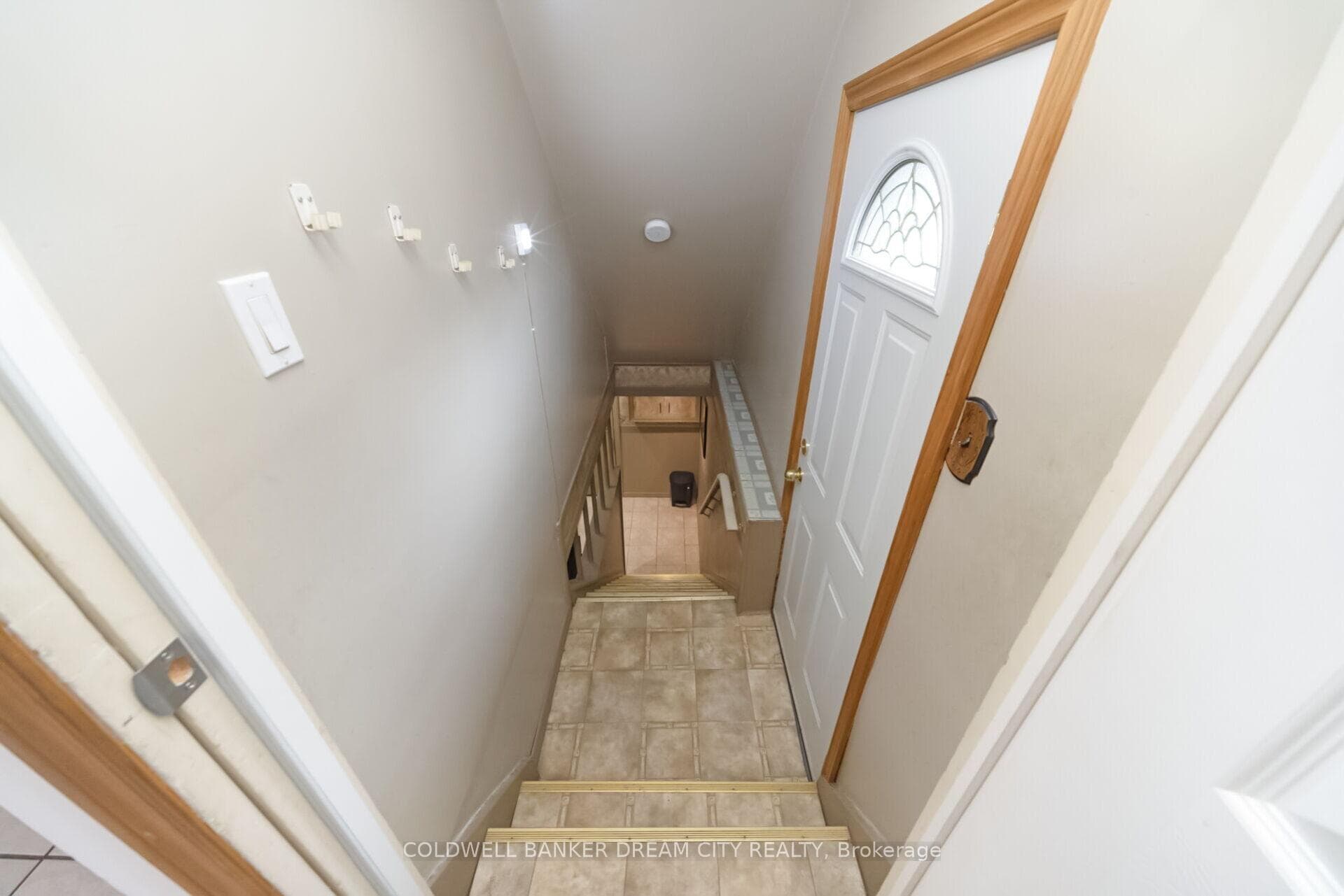 39 Reid Avenue photo 30