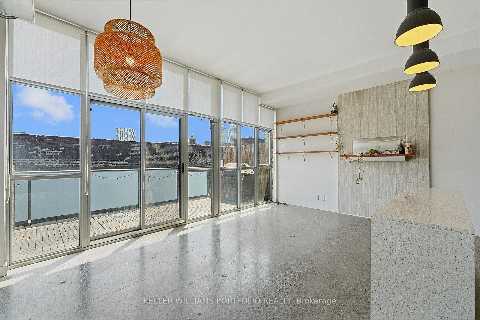 569 King Street Unit 407 photo 12