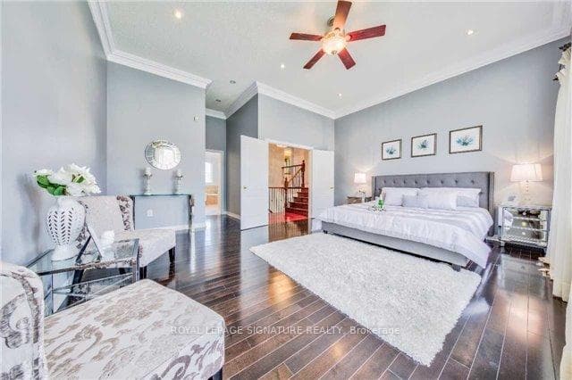 135 Rushworth Drive photo 10