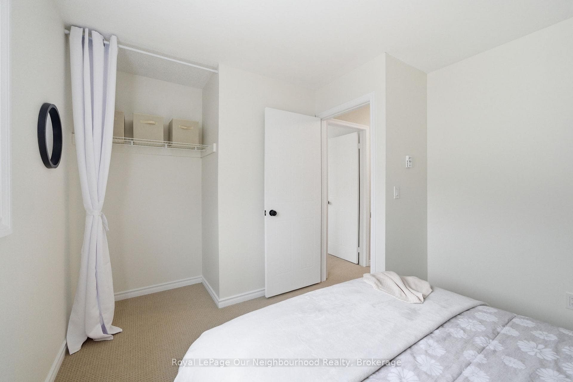 81 Hart Boulevard photo 26