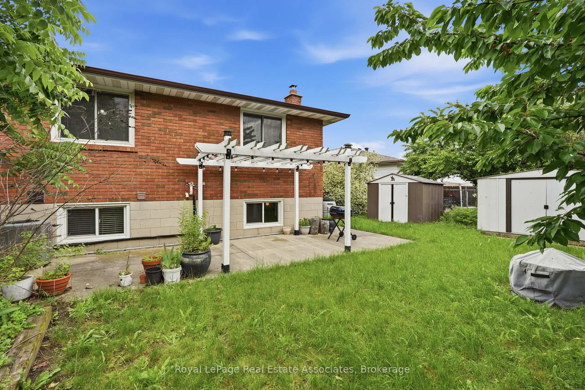 55 Eastbury Drive photo 43