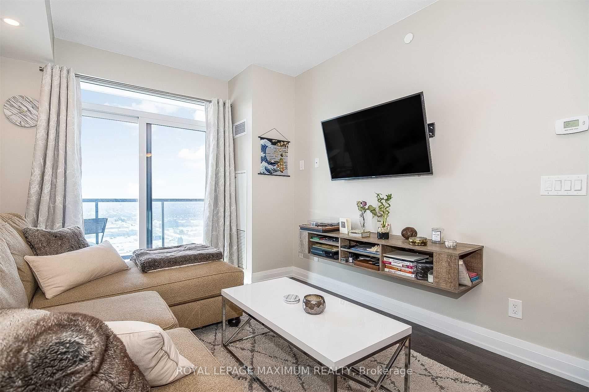 3700 Highway 7 Road Unit 2007 photo 9