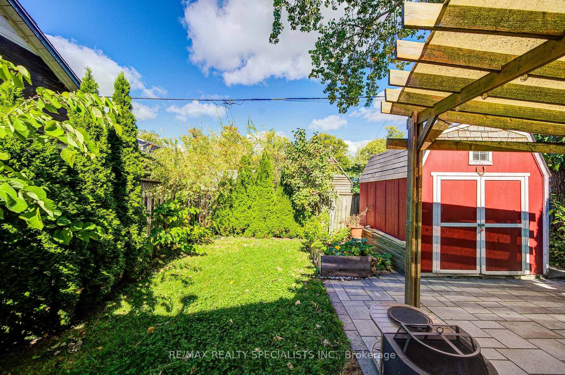 9 Grandview Drive photo 36