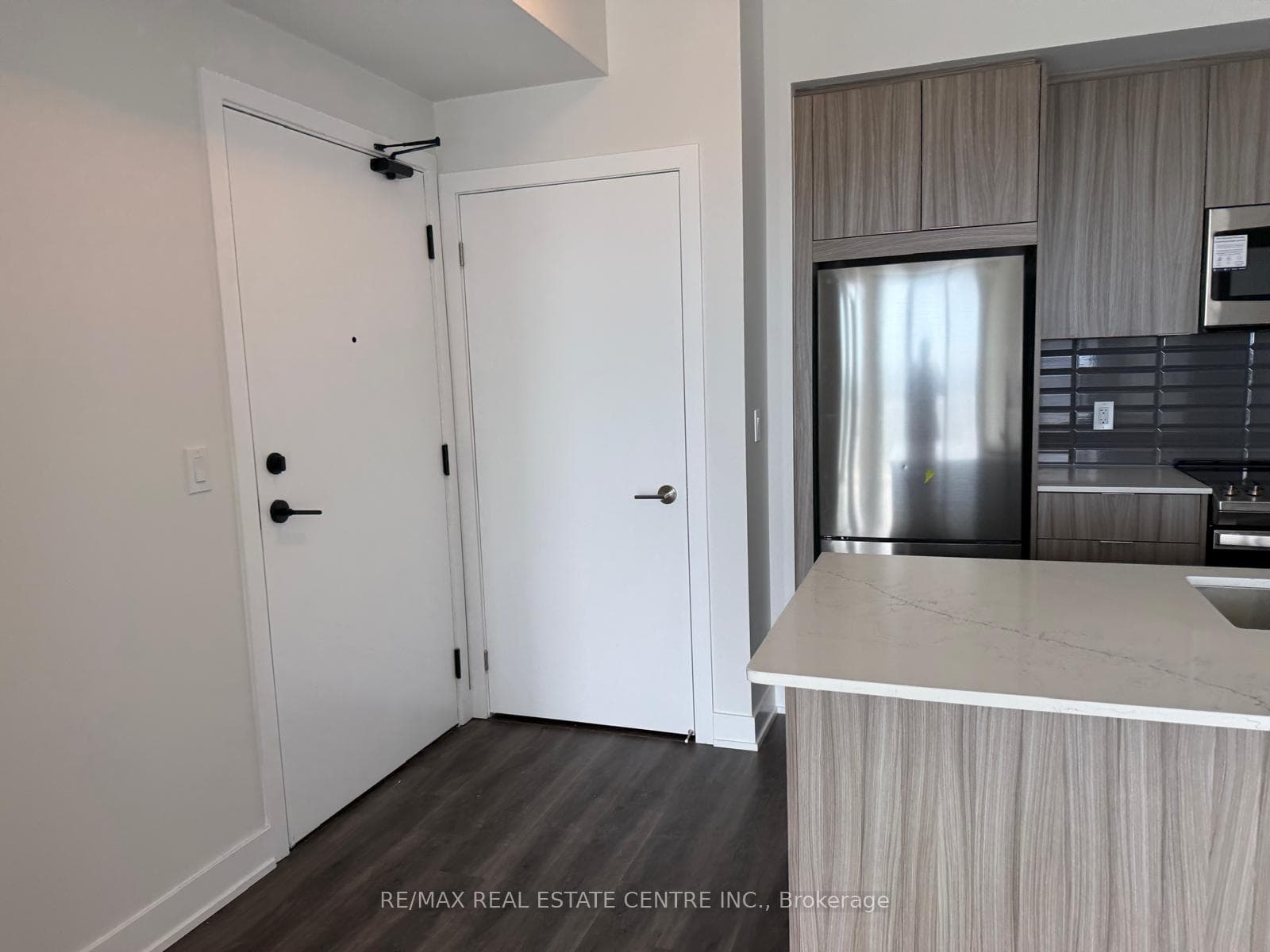 430 Square One Drive Unit 1007 photo 2