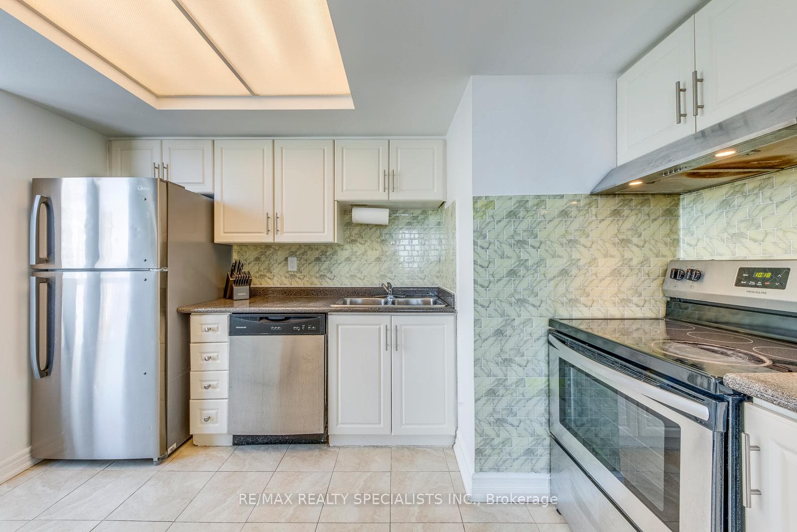 4470 Tucana Court Unit 1412 photo 12