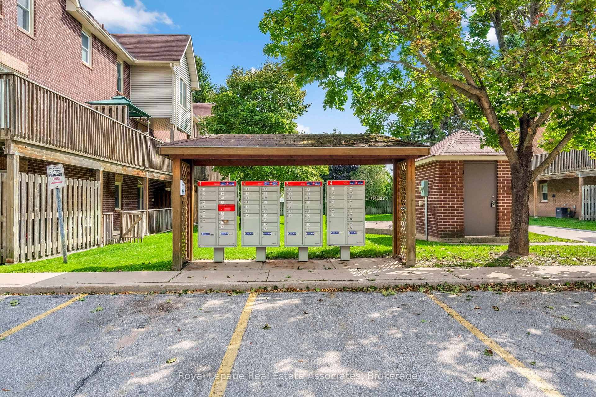 119 D'ambrosio Drive Unit 2 photo 26