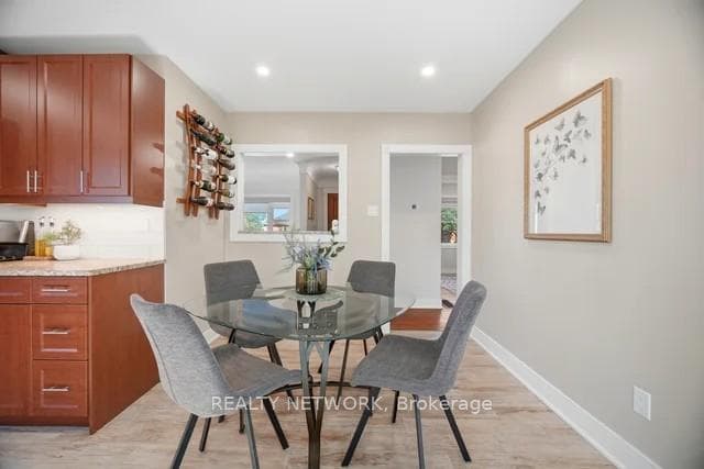 622 Upper Sherman Avenue photo 16