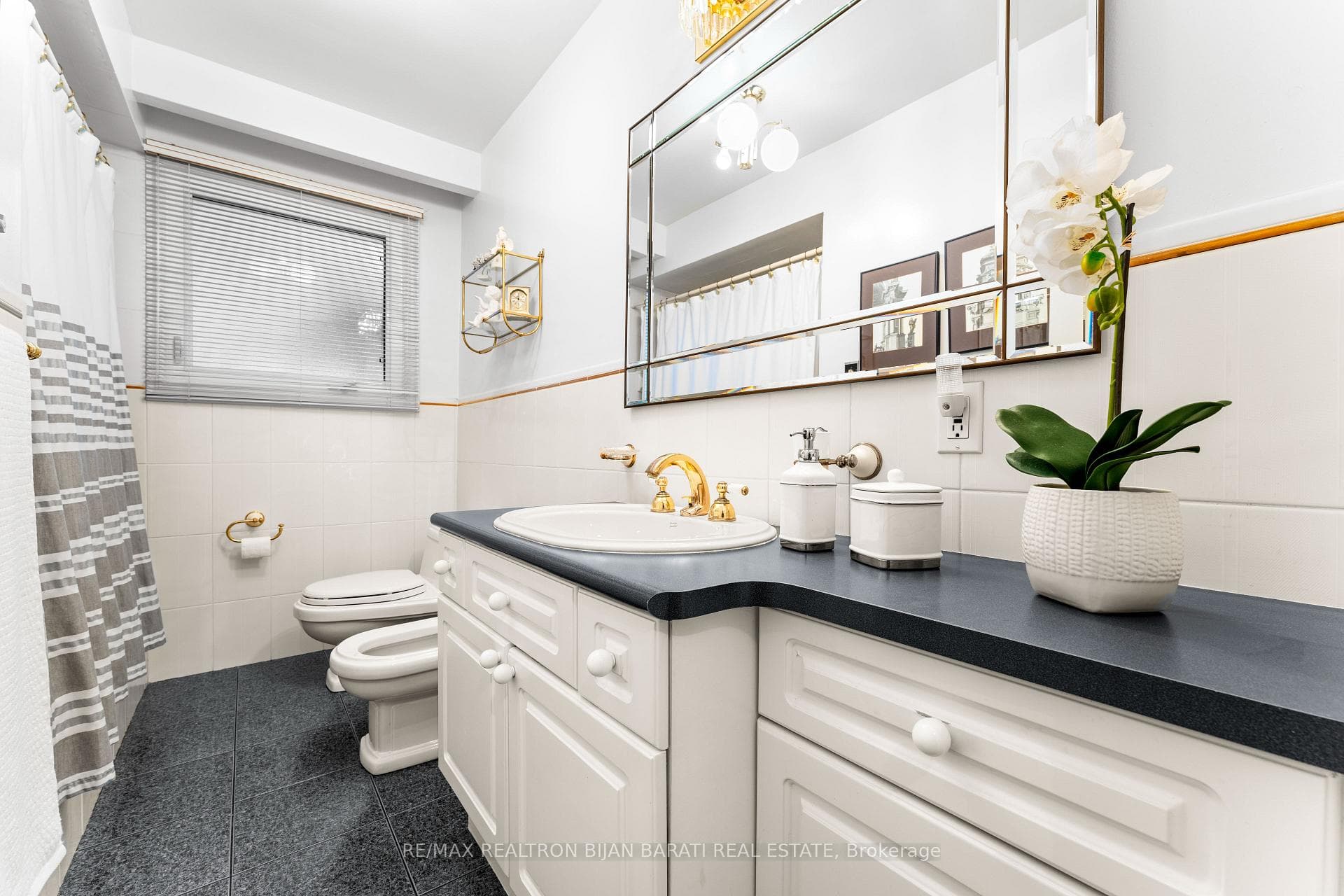 276 Kingsdale Avenue photo 14