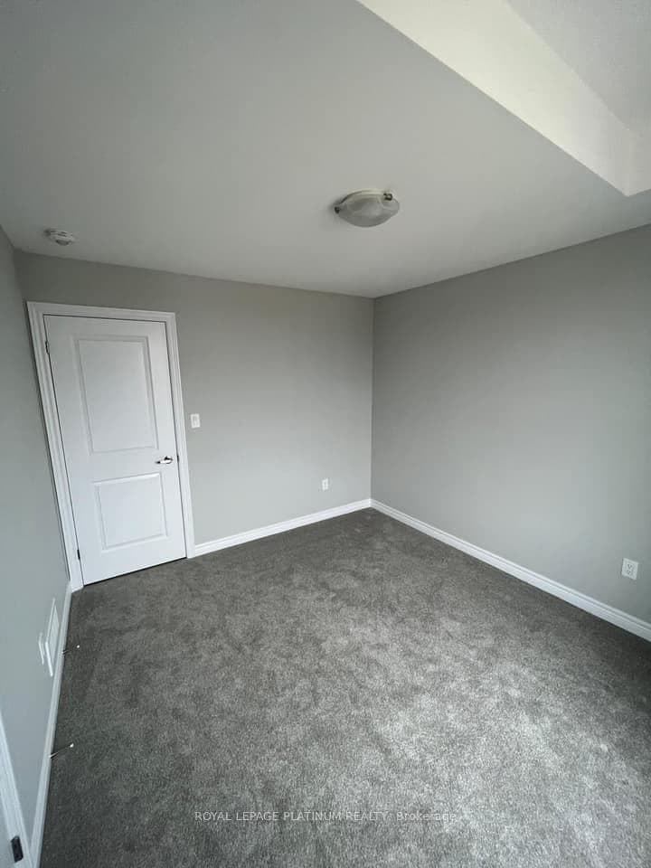 127 Winlow Way photo 24