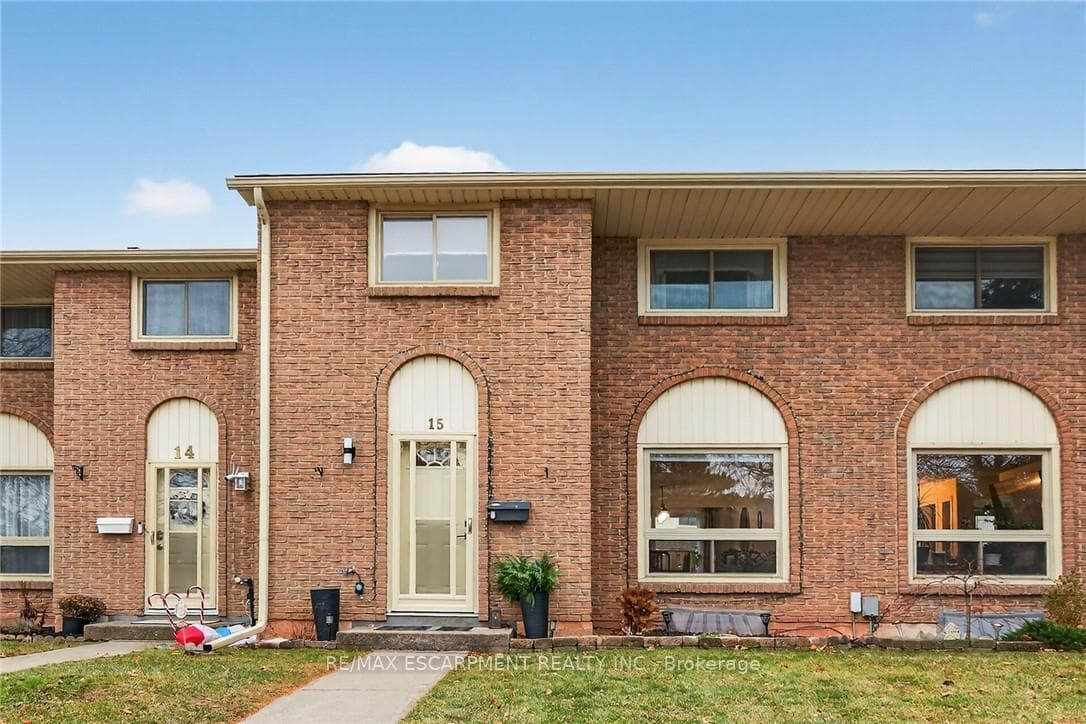 150 Gateshead Crescent Unit 15 photo 1