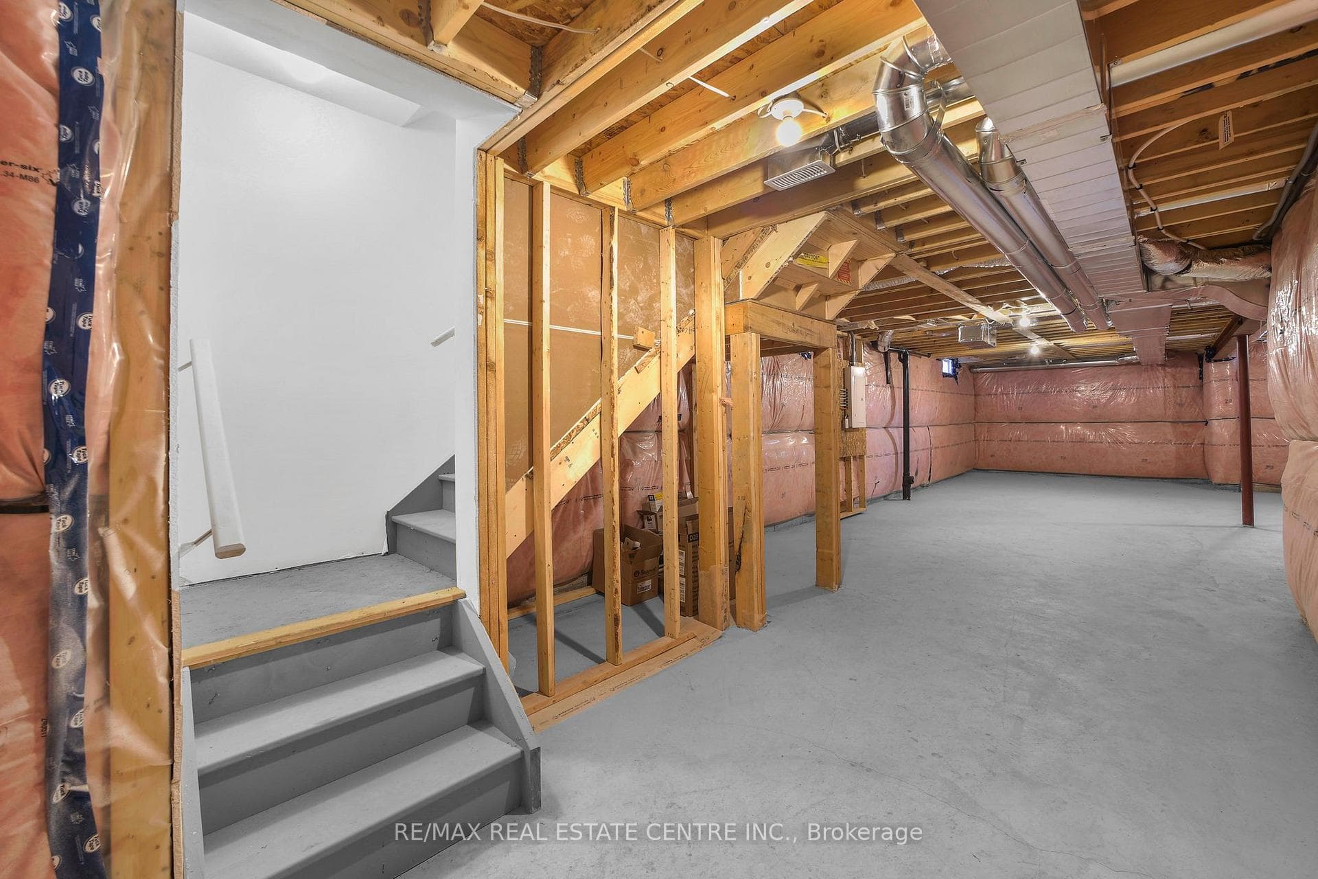 15 LAWRENCE D. PRIDHAM Avenue photo 33