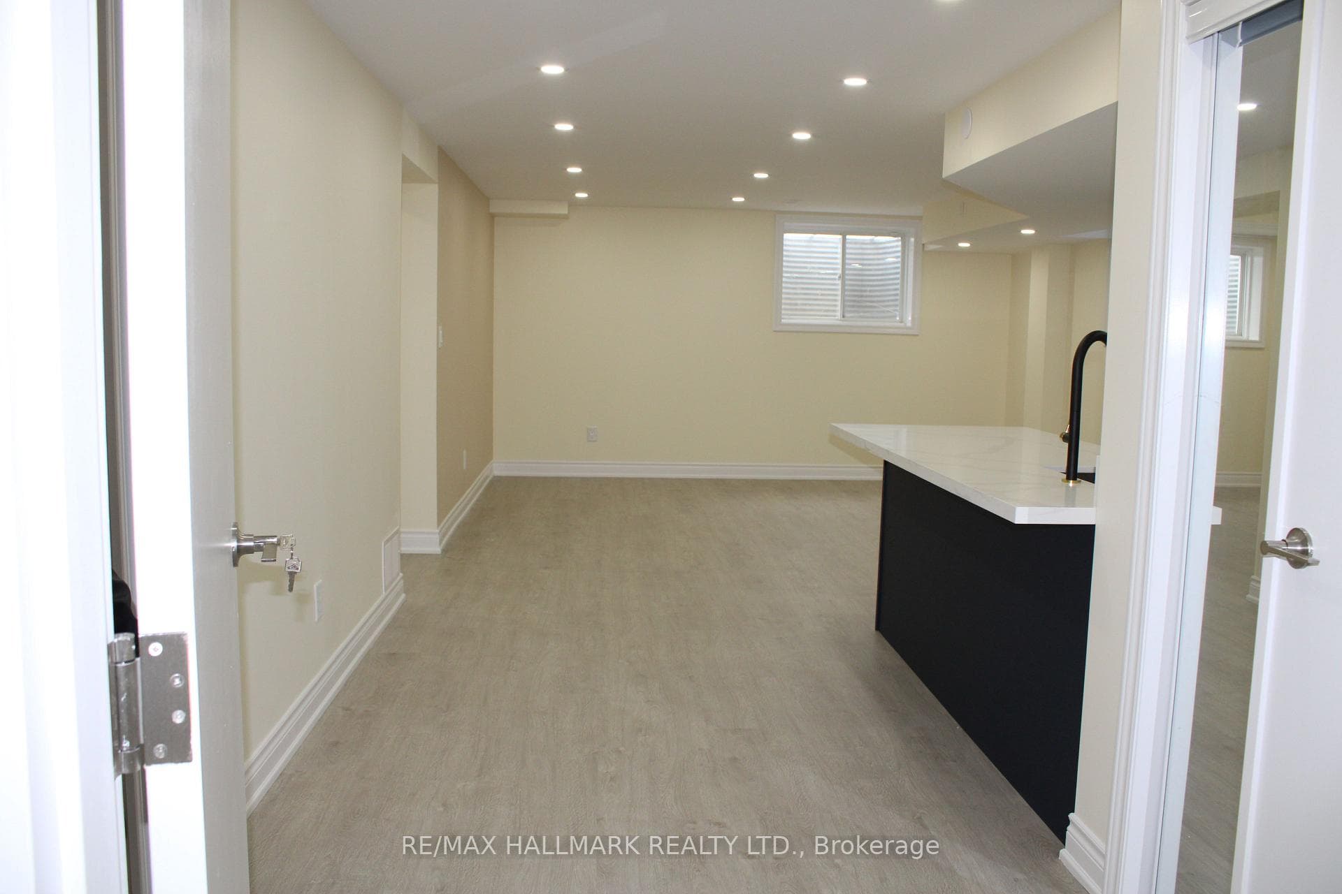 32 Huggins Drive photo 10
