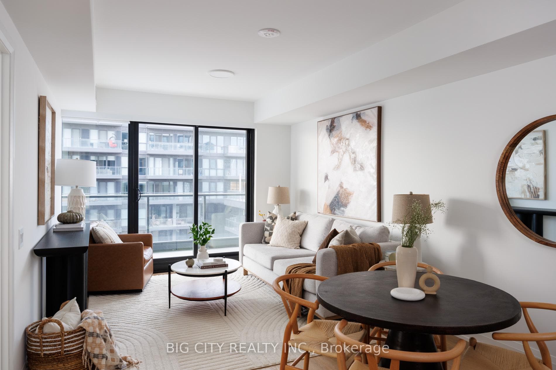 36 Brentcliffe Road Unit 803 photo 6