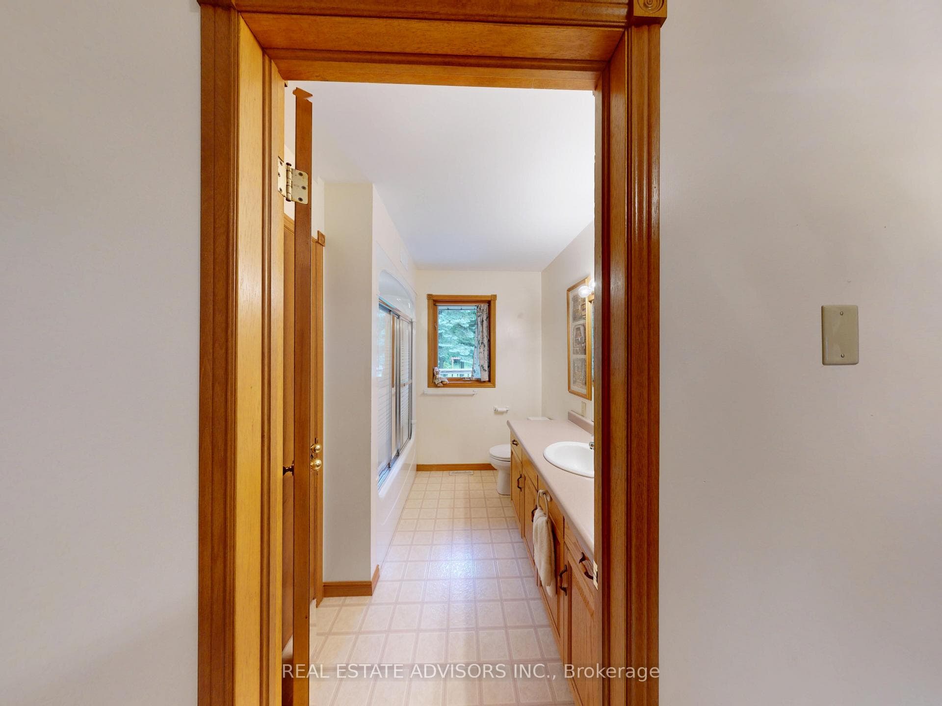 Main Bathroom