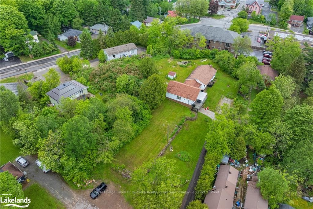 12 MAPLE Avenue photo 9