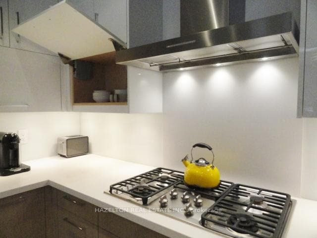 36 Hazelton Avenue Unit 3F photo 7