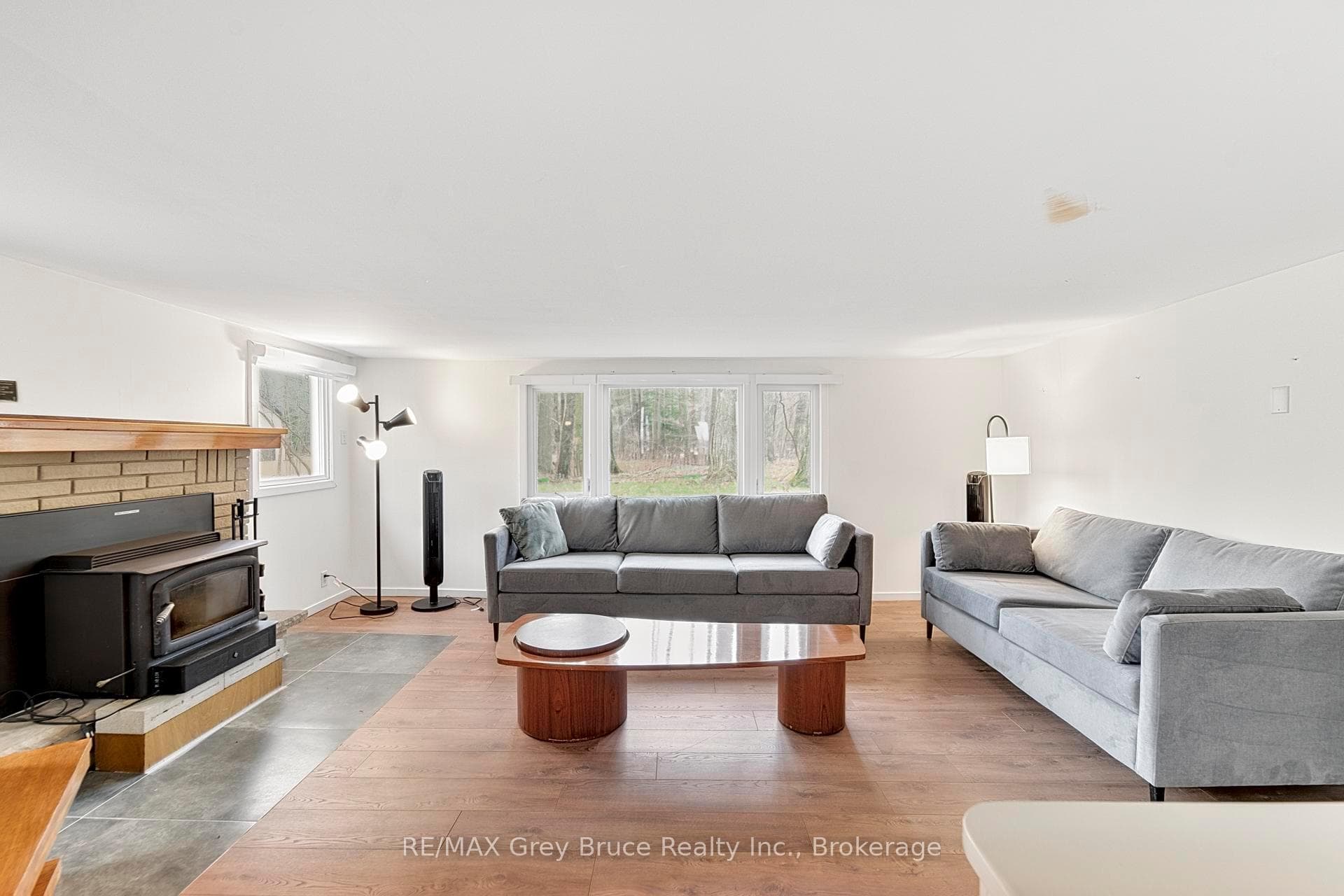 124 Stanley Drive photo 17