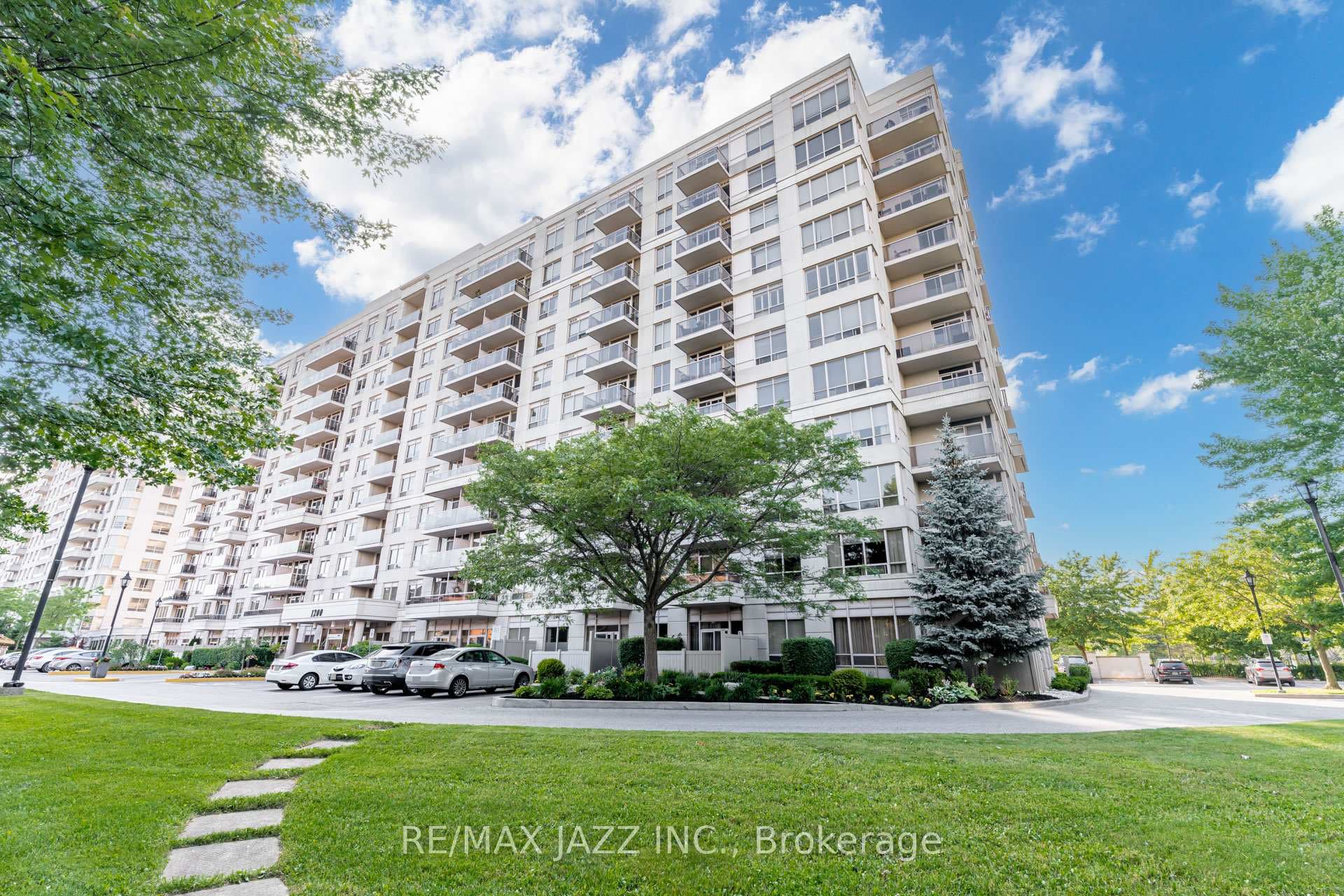 1200 The Esplanade N/A Unit 415 photo 1
