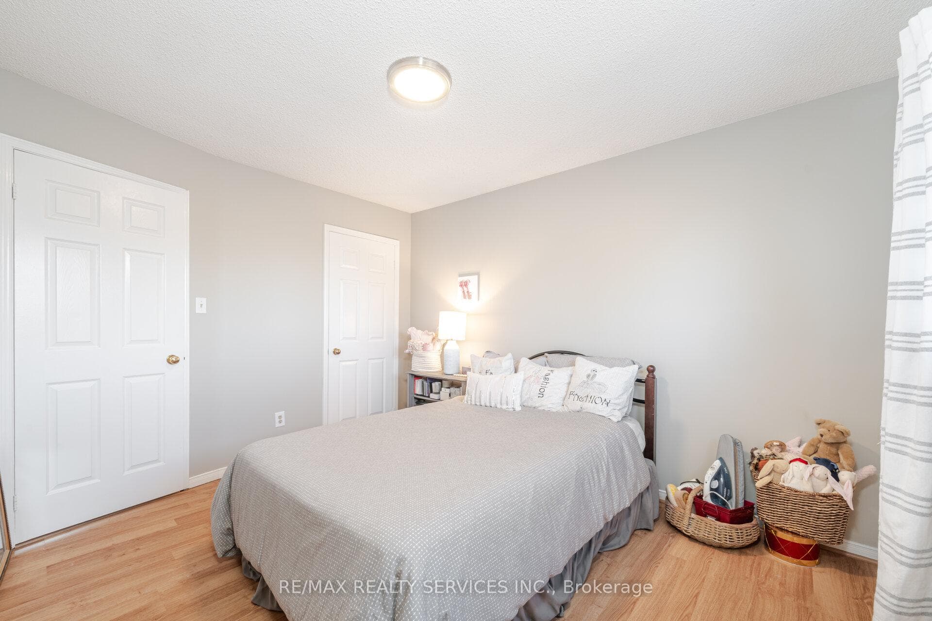 68 Newgreen Crescent photo 30