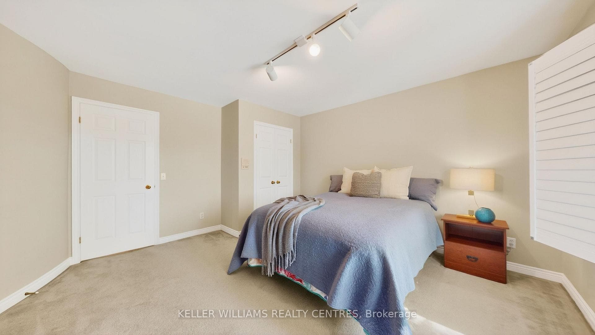 69 Gustav Crescent photo 21