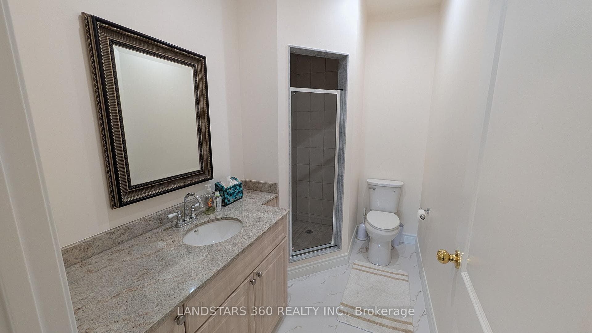 9140 Leslie Street Unit 211-212 photo 27