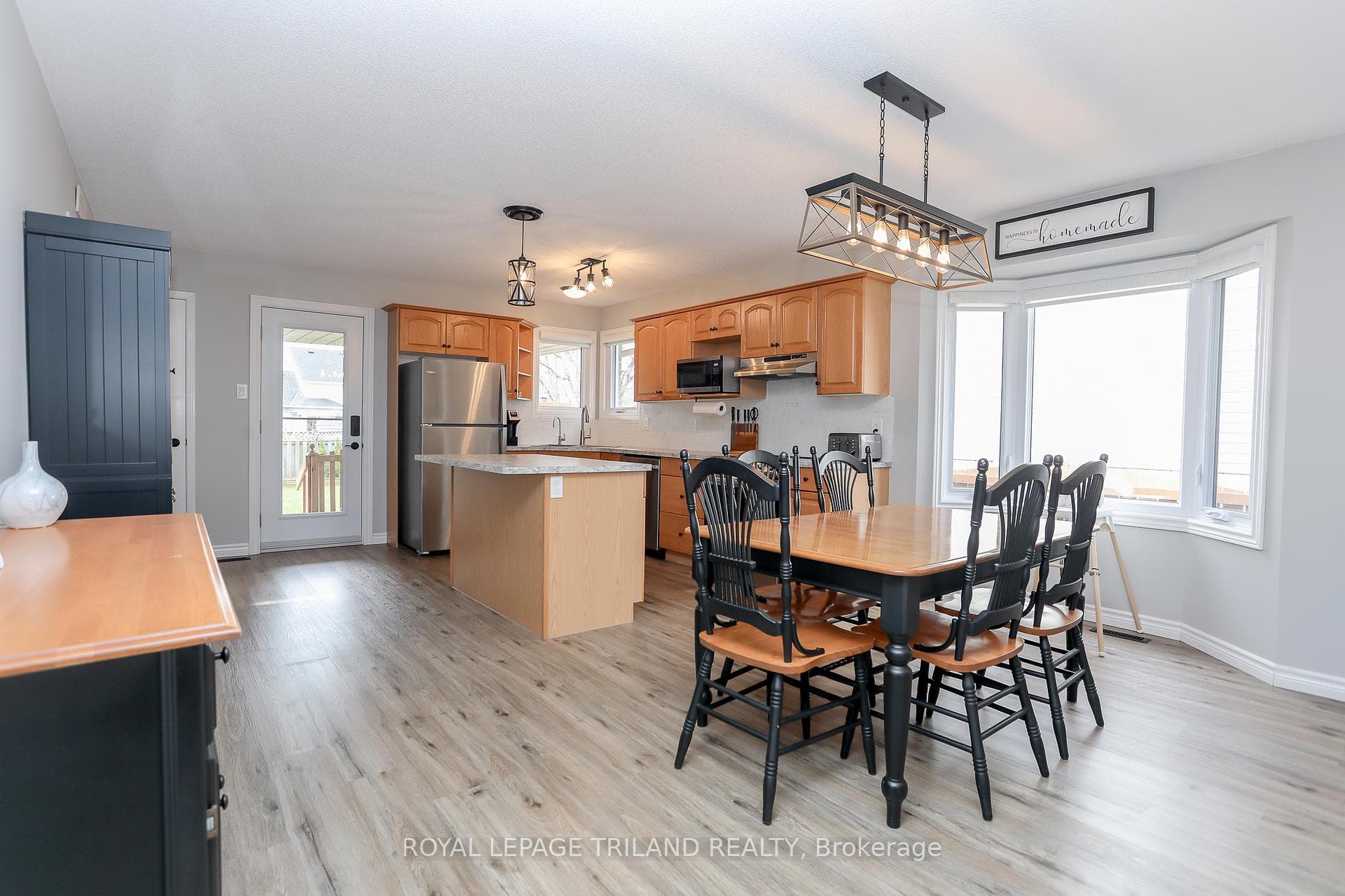 68 Ponsford Place photo 17