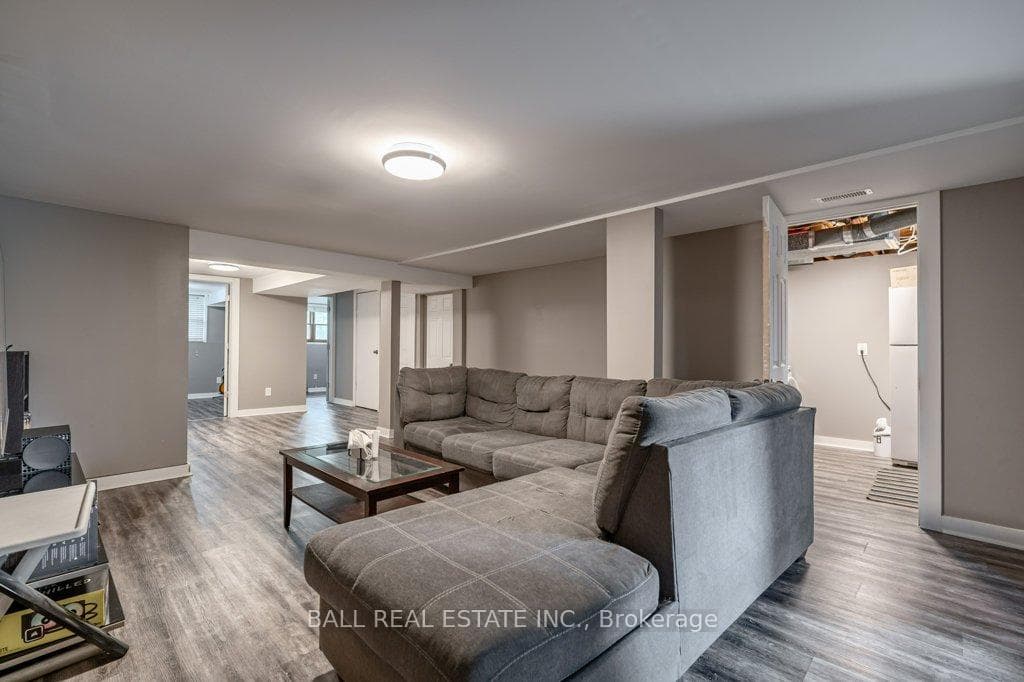 31 Coyle Crescent photo 23