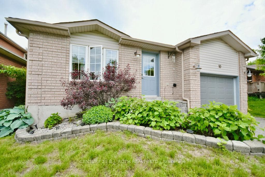 10 Girdwood Drive photo 1