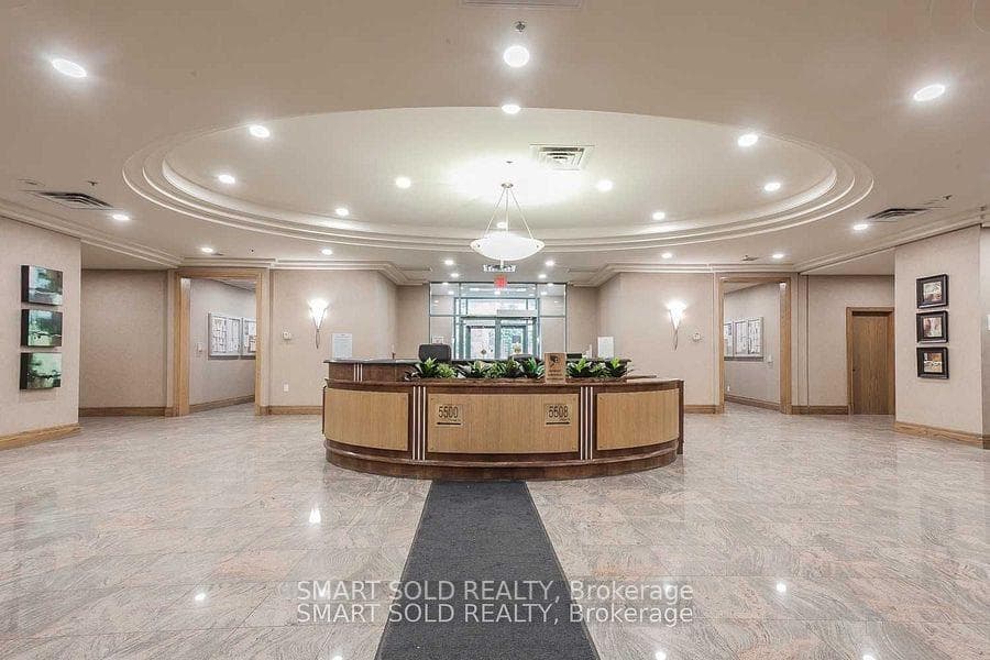 5508 Yonge Street Unit 706 photo 6