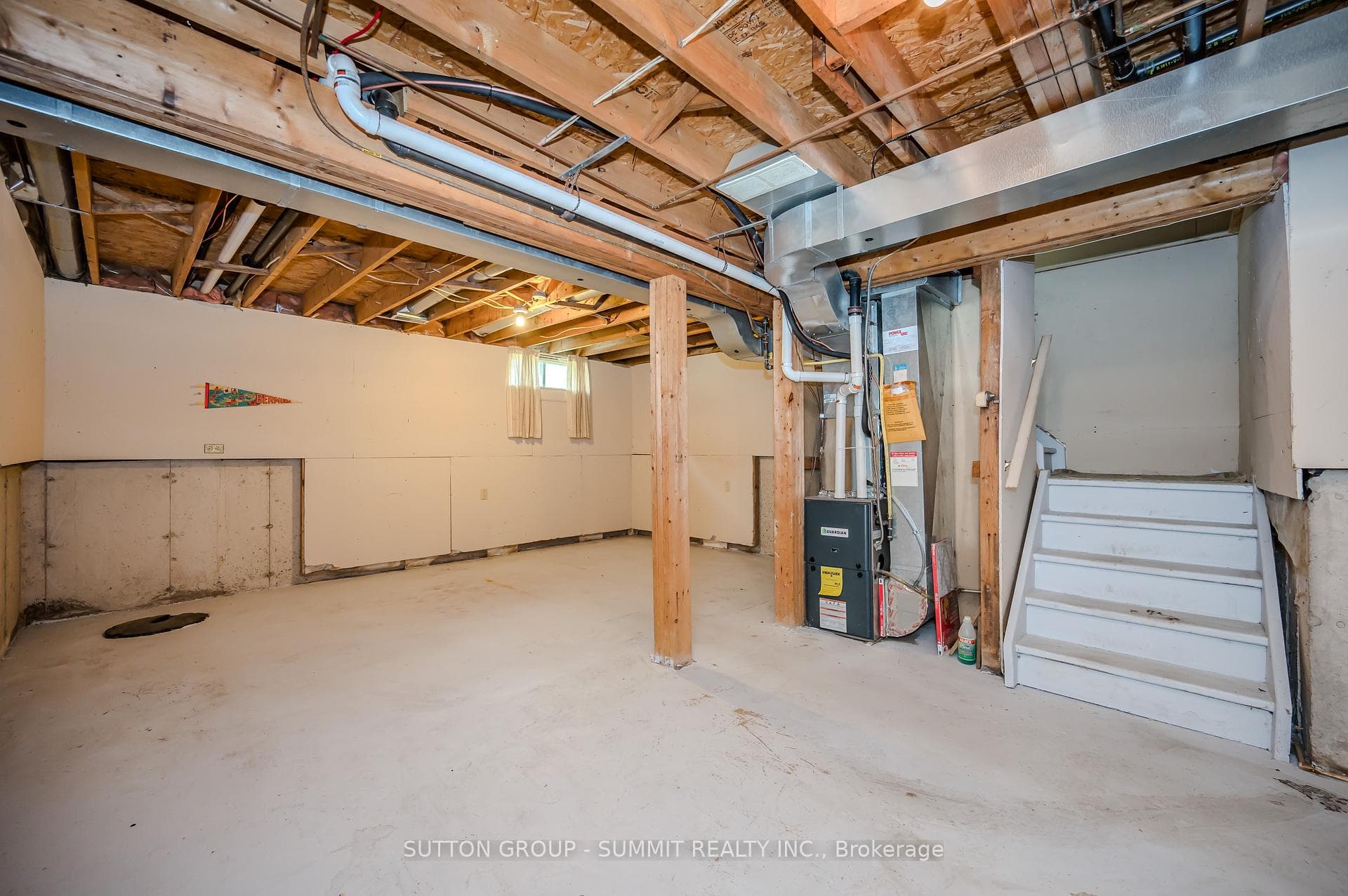 24 DANVILLE Avenue photo 24